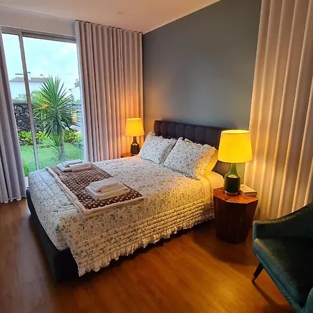 Magnolia - To Explore The Island